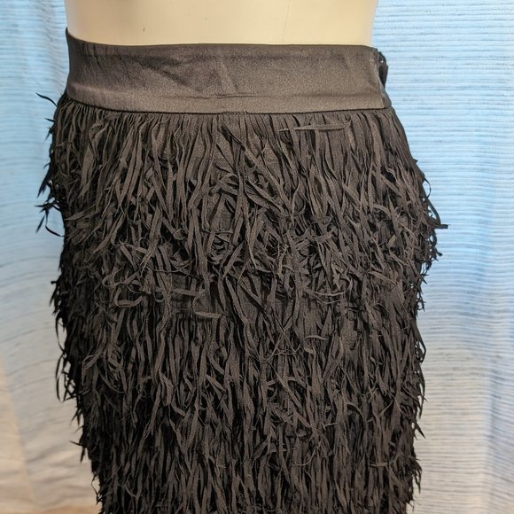 Torrid Fringed Mini Skirt - NWT - Size 18 - Picture 3 of 6